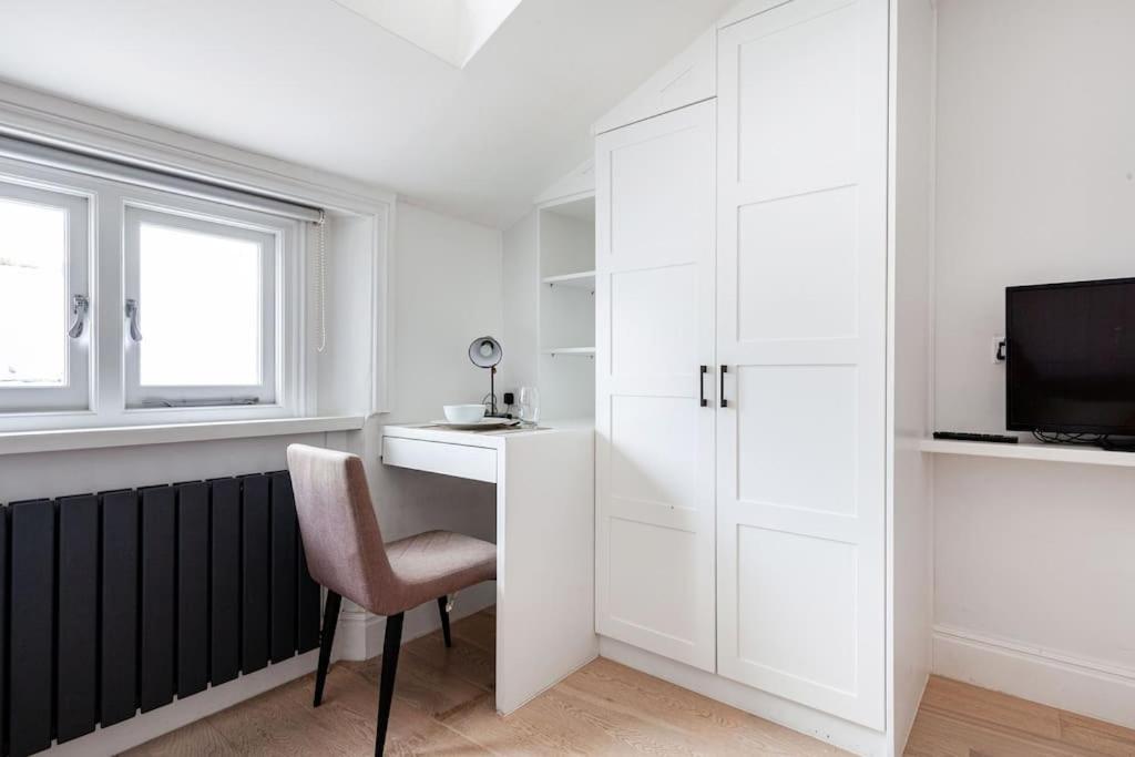Appartamento Fabulous In Paddington Londra